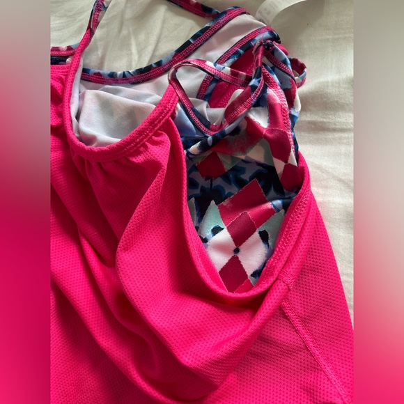 Girls pink athletic tank top with a double layer - Picture 3 of 8